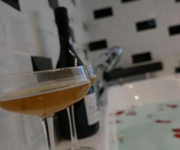 アパート Venus Escapade Romantique Avec Jacuzzi